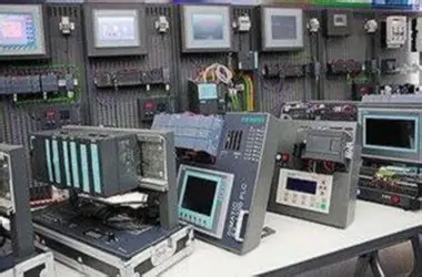Почему Siemens S7-400H является идеальным резервным контроллером для критически важных промышленных приложений?